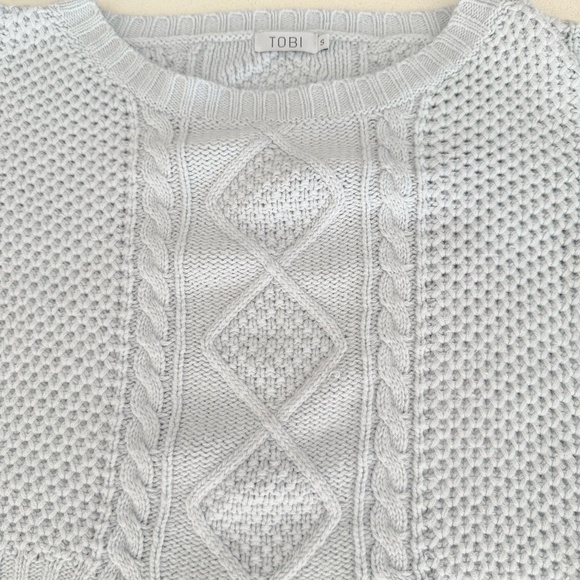 Light Blue Cable Knit Cropped Sweater - Picture 2 of 4